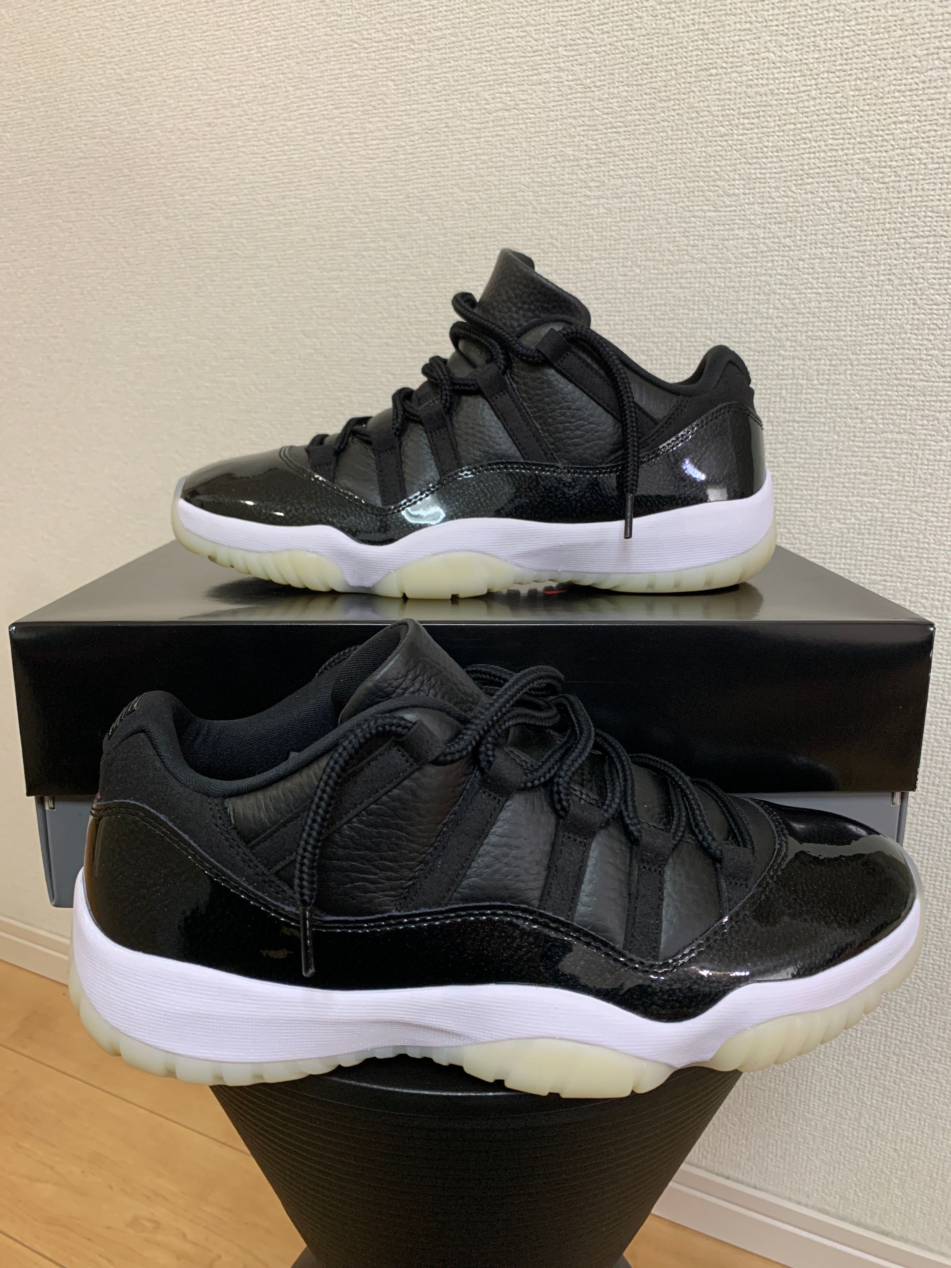 Nike Air Jordan 11 Low "72-10"