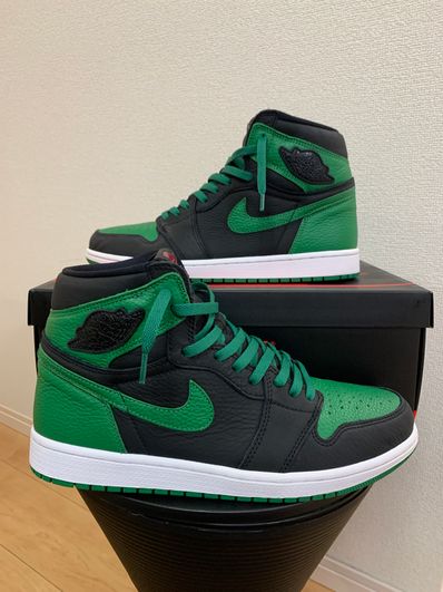 Nike Air Jordan 1 Retro High OG "Black/Pine Green" (2020)