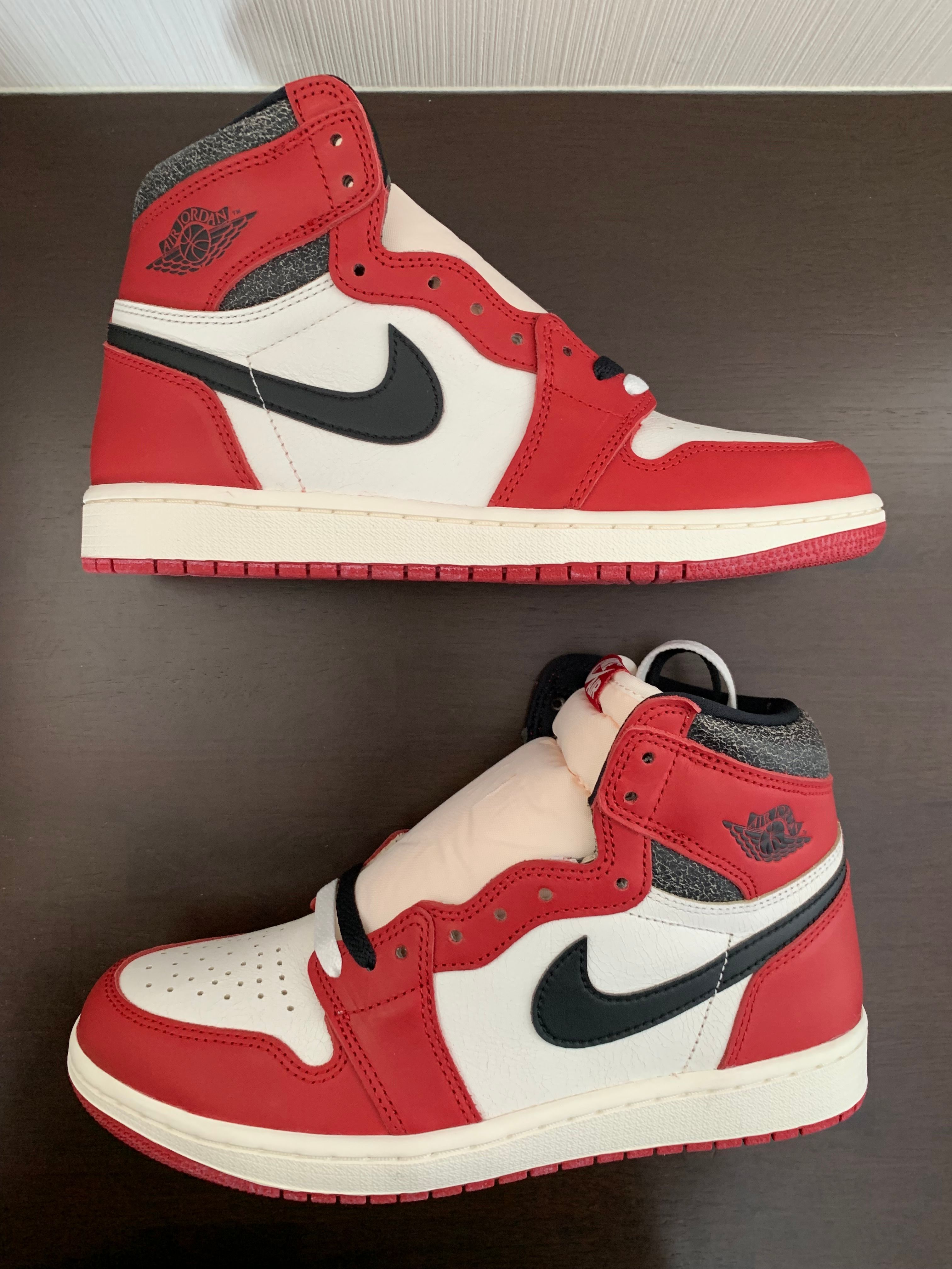Nike Air Jordan 1 High OG "Lost & Found/Chicago"