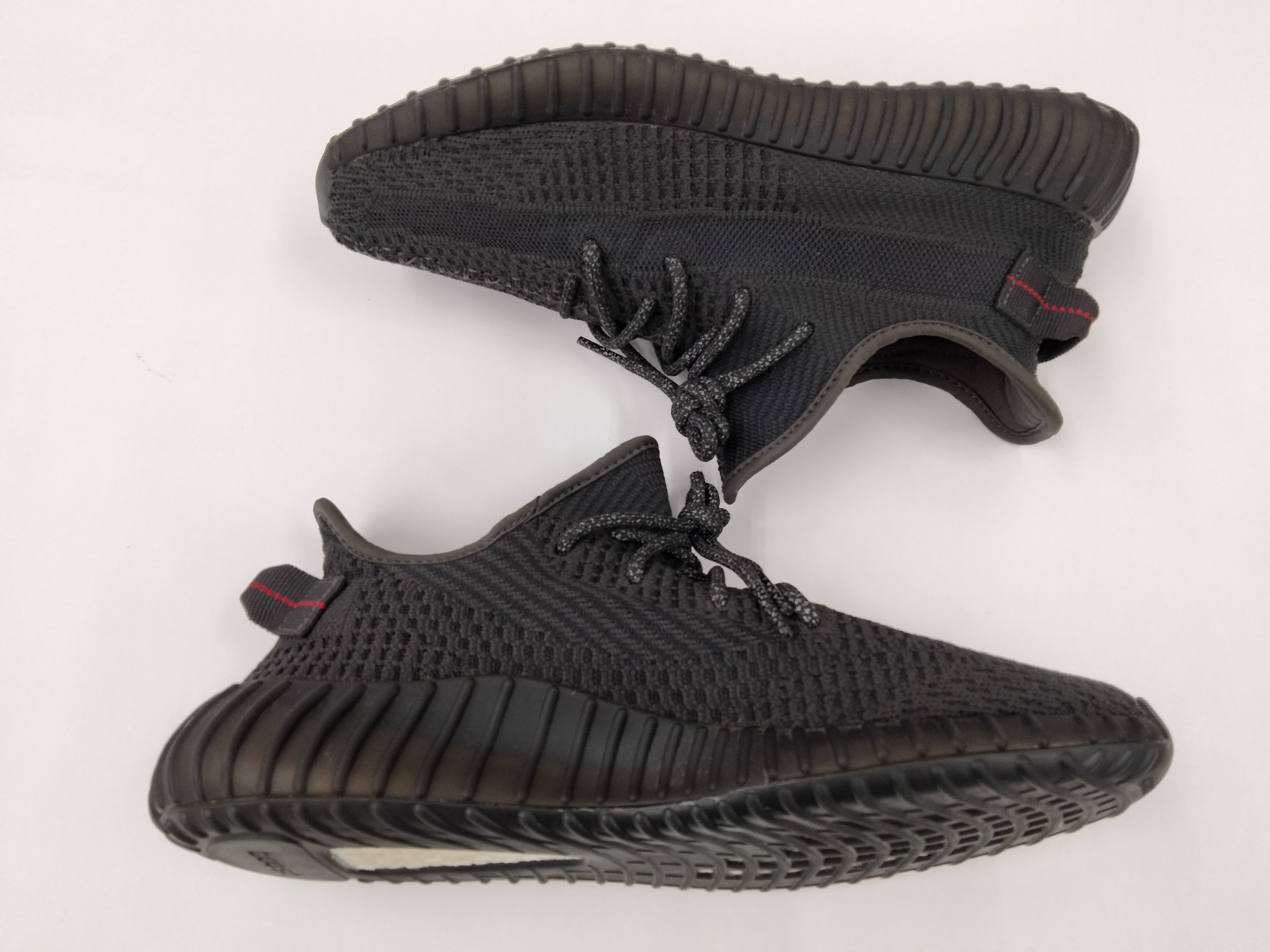 adidas YEEZY Boost 350 V2 "Black"