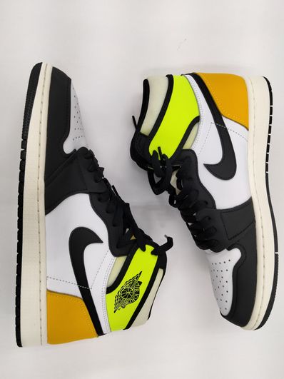 Nike Air Jordan 1 High OG "Volt Gold"