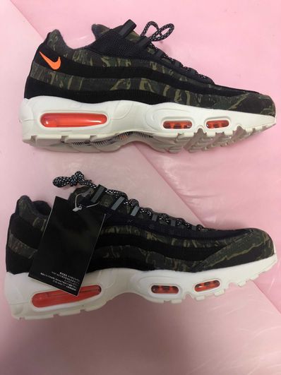 Carharte WIP × Nike Air Max 95 "Black/Sail/Total Orange"