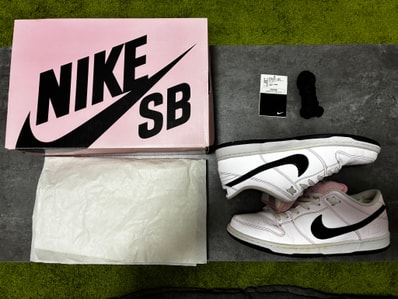 Nike SB Dunk Low "Pink Box"