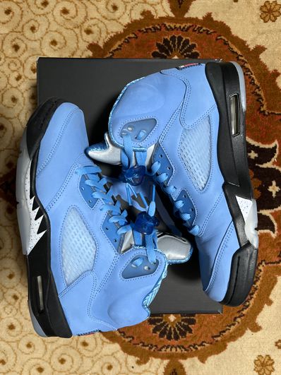 Nike Air Jordan 5 Retro SE "University Blue"