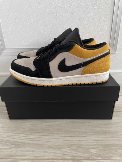 Nike Air Jordan 1 Low "Sail University Gold Black"