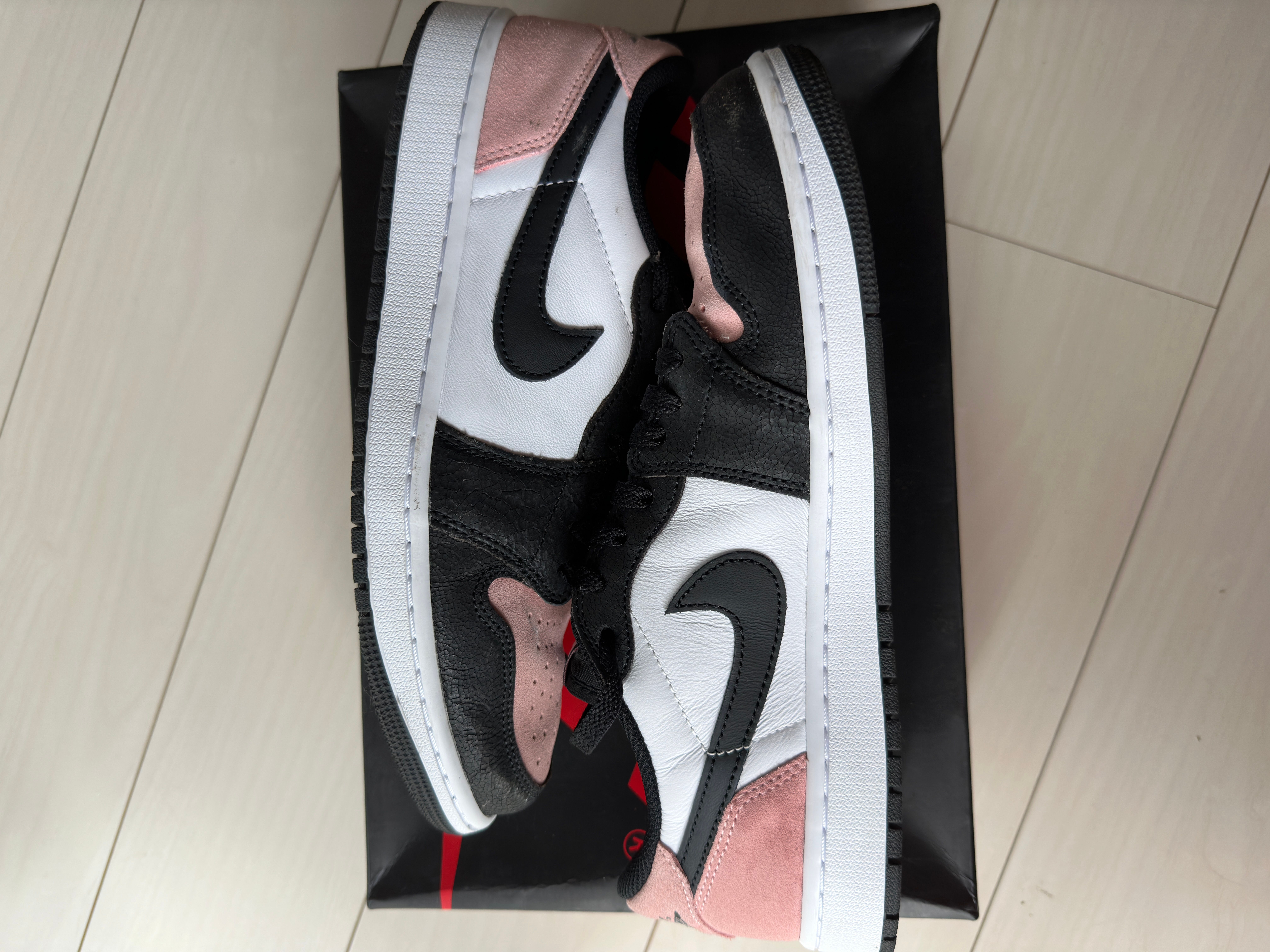 Nike Air Jordan 1 Low OG "Bleached Coral"