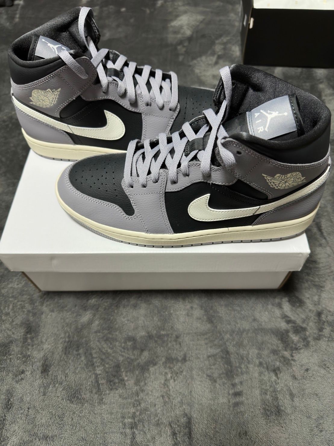 Nike Women's Air Jordan 1 Mid "Cement Grey"