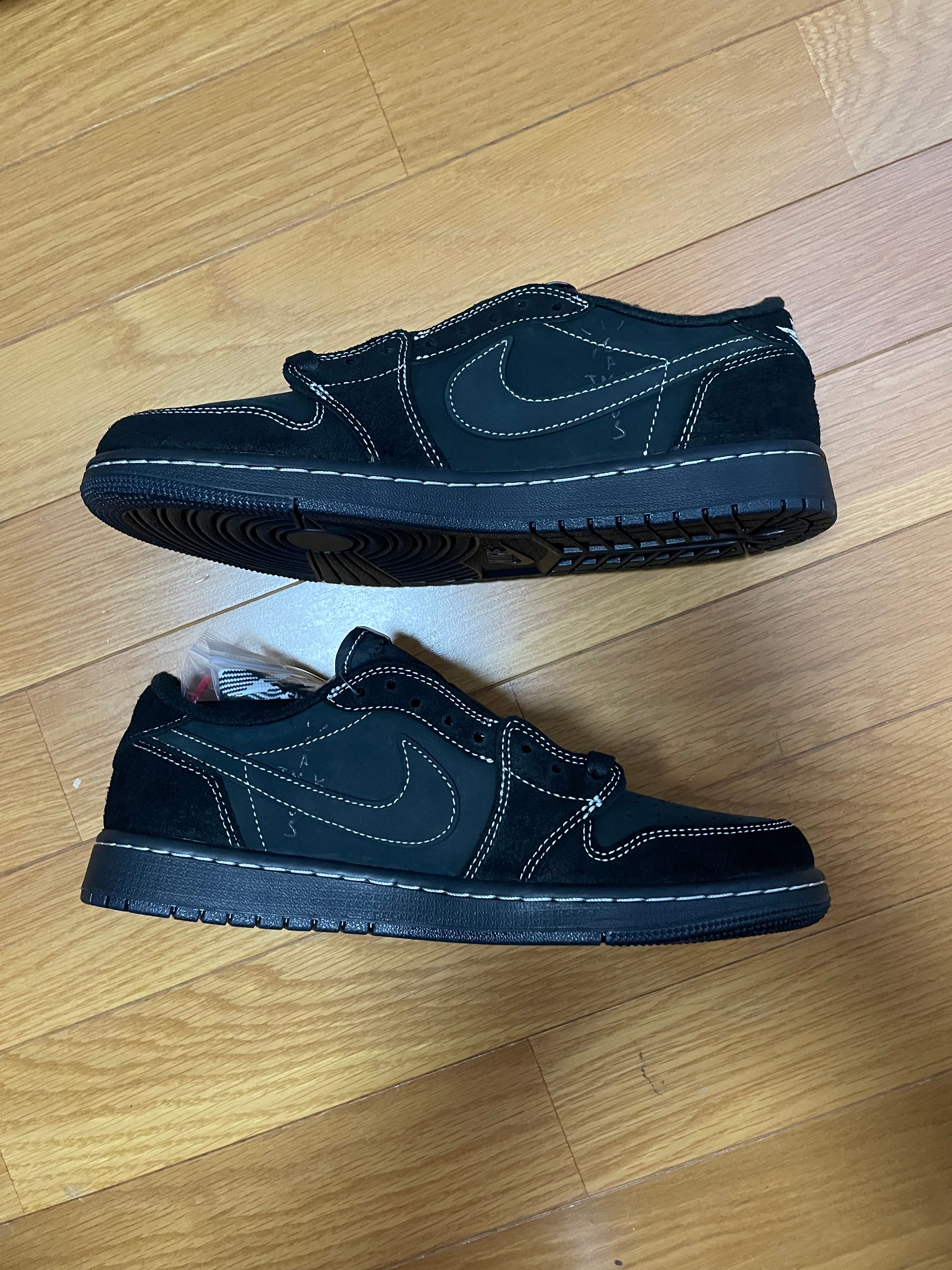 Travis Scott × Nike Air Jordan 1 Low OG SP "Black Phantom"
