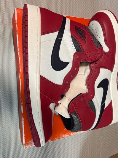 Nike Air Jordan 1 High OG "Lost & Found/Chicago"
