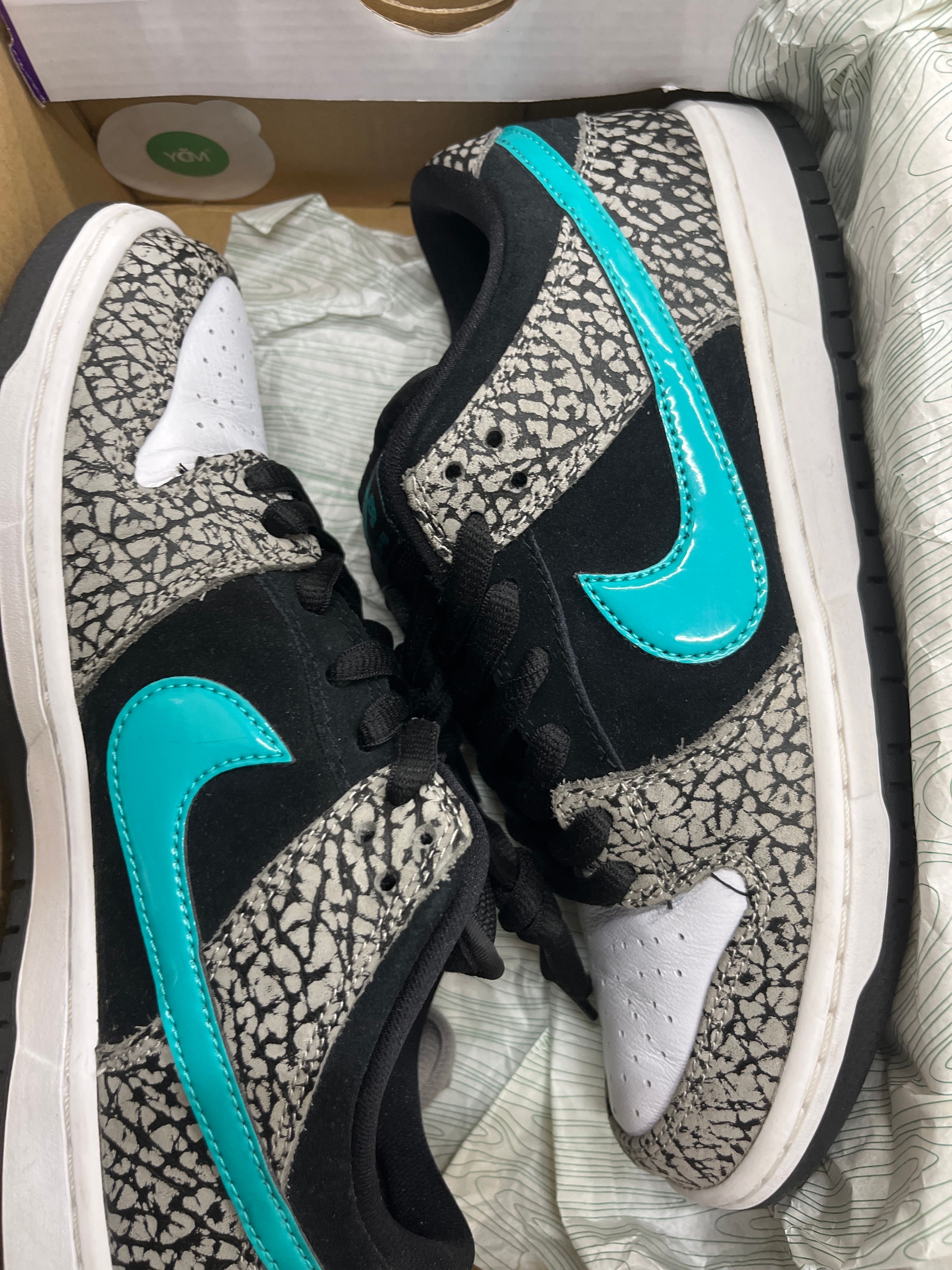 Nike SB Dunk Low "Elephant/Safari"