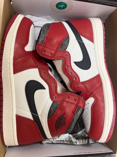 Nike Air Jordan 1 High OG "Lost & Found/Chicago"