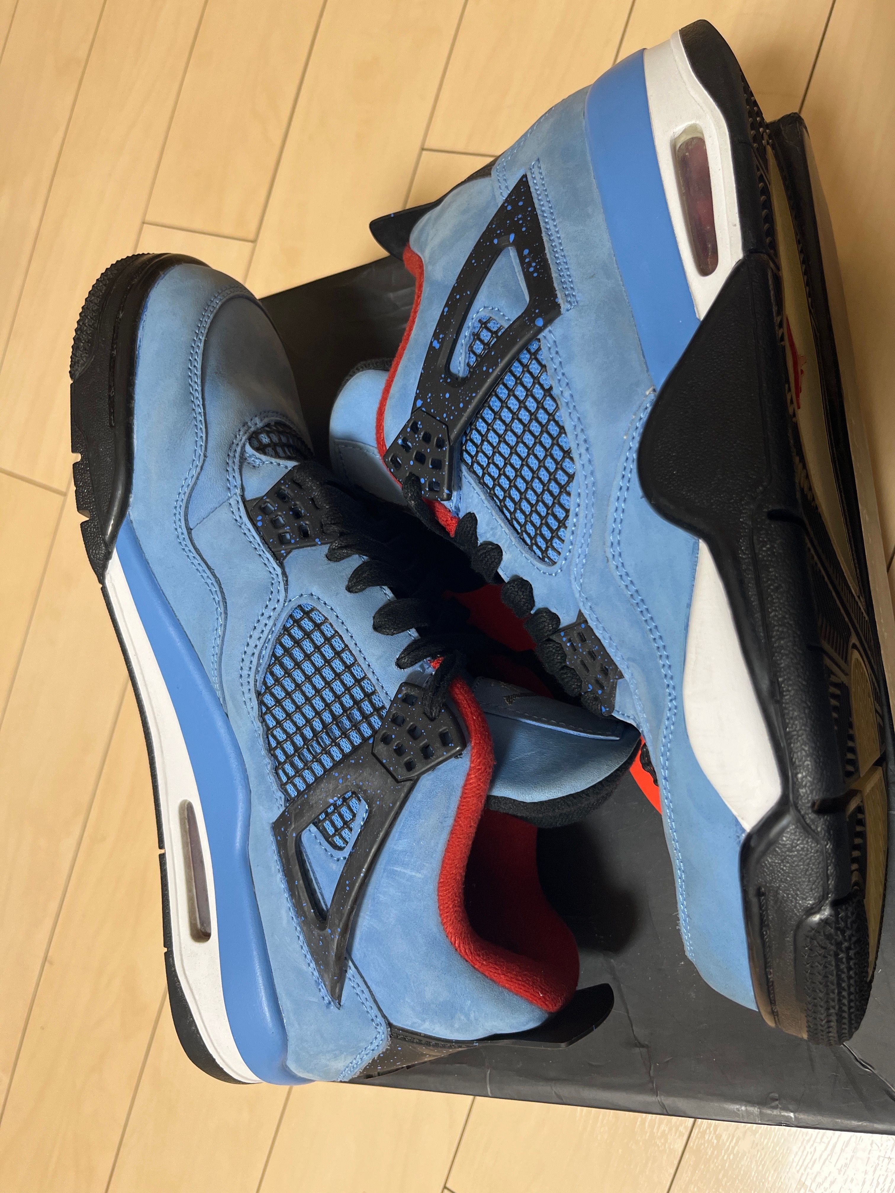 Travis Scott × Nike Air Jordan 4 Retro Cactus Jack "University Blue"
