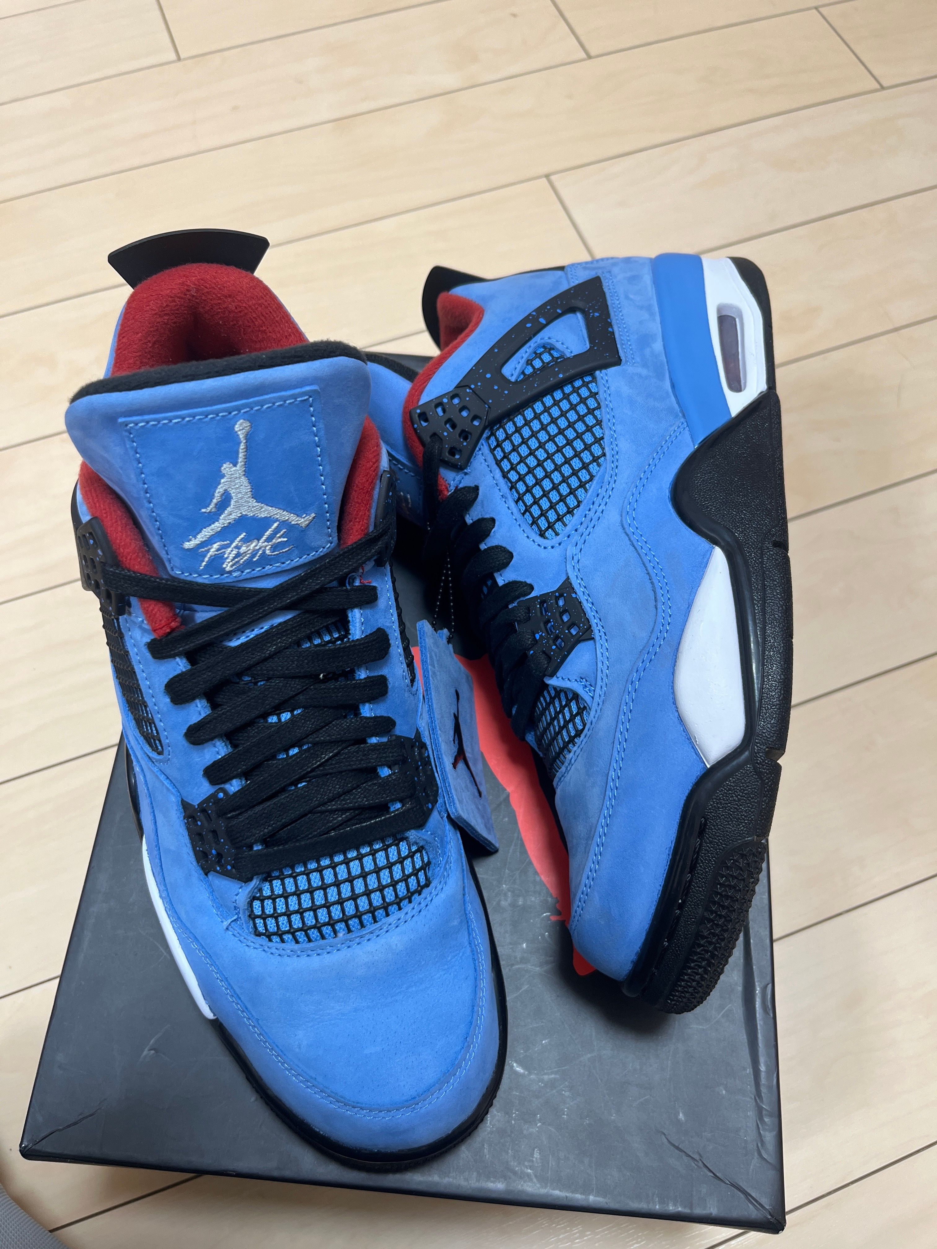 Travis Scott × Nike Air Jordan 4 Retro Cactus Jack "University Blue"