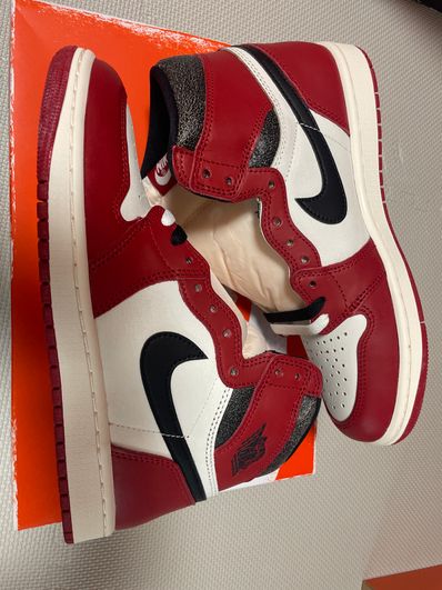 Nike Air Jordan 1 High OG "Lost & Found/Chicago"
