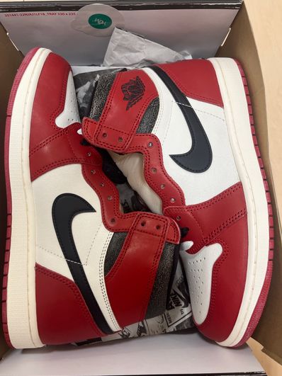 Nike Air Jordan 1 High OG "Lost & Found/Chicago"