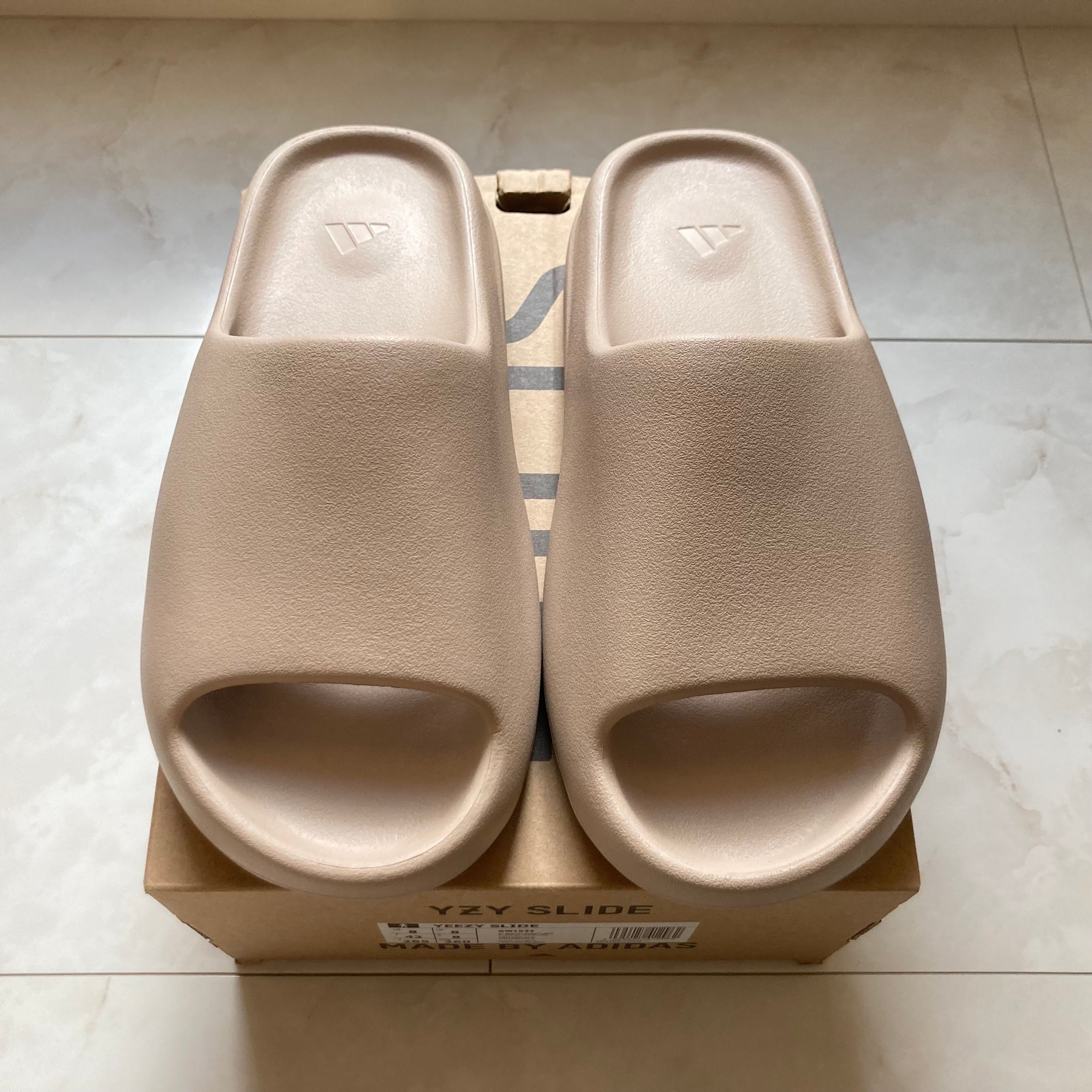 adidas YEEZY Slide "Pure" (GW1934)