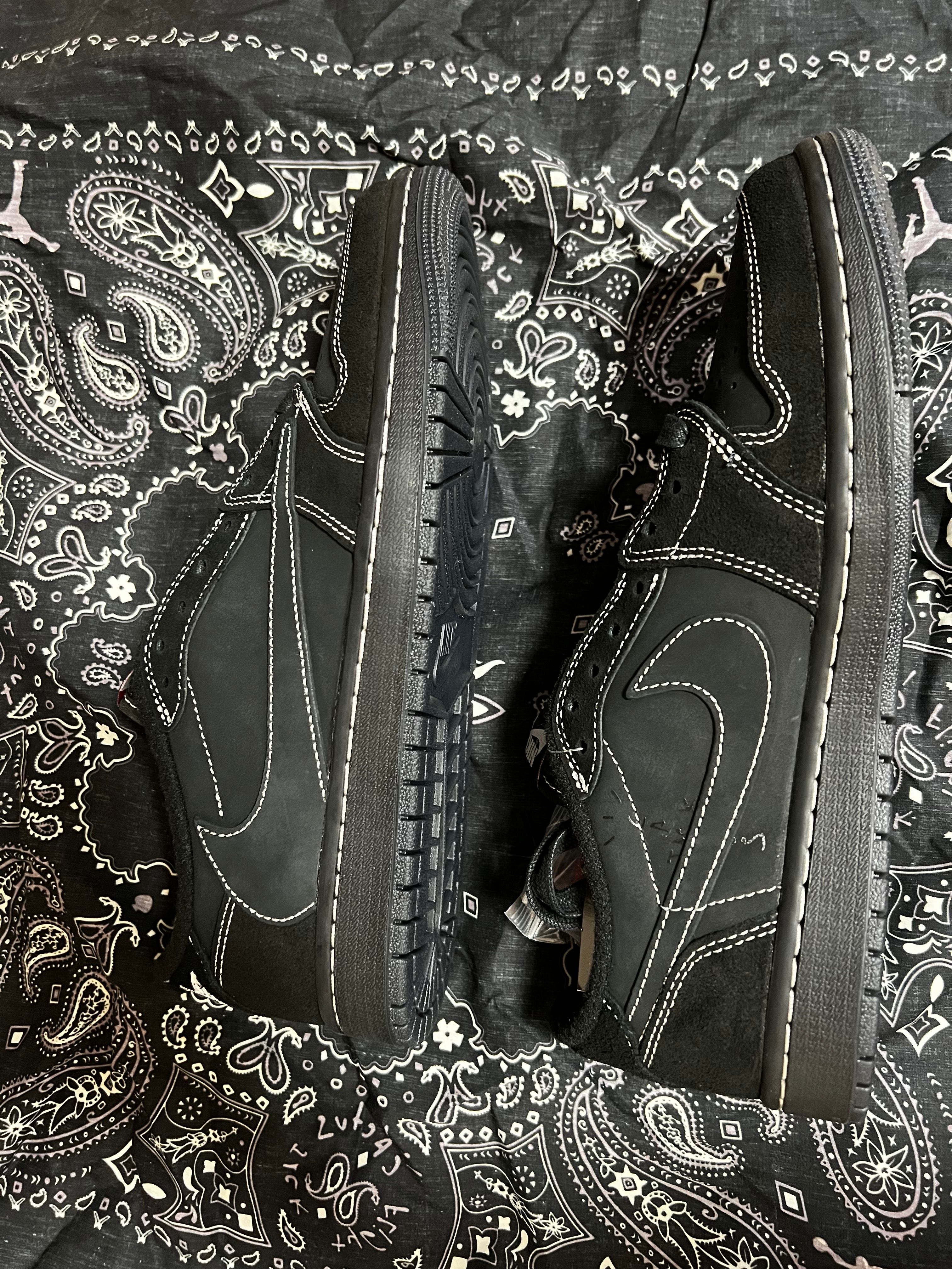 Travis Scott × Nike Air Jordan 1 Low OG SP "Black Phantom"