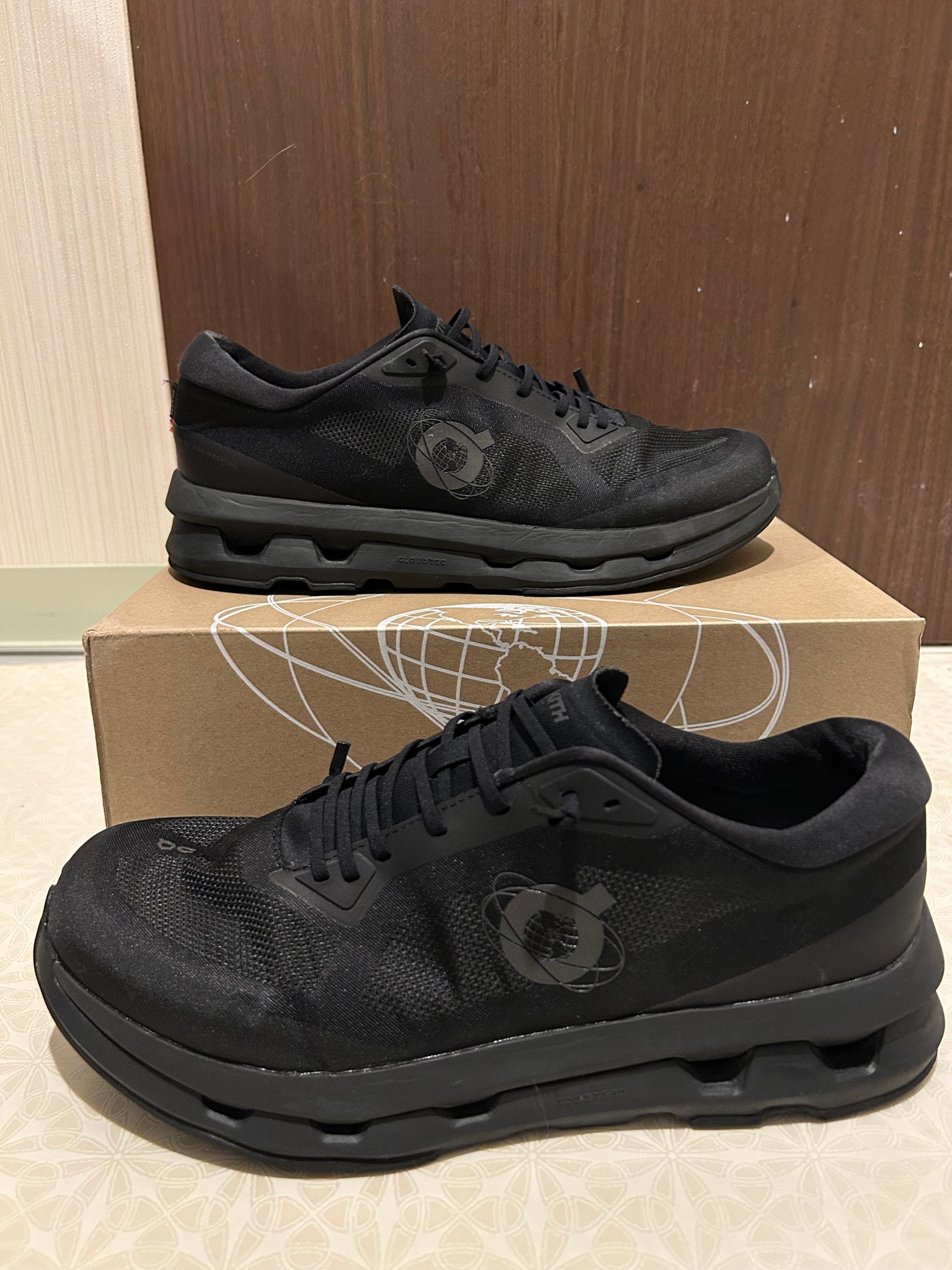 KITH × On Cloudzone "All Black"