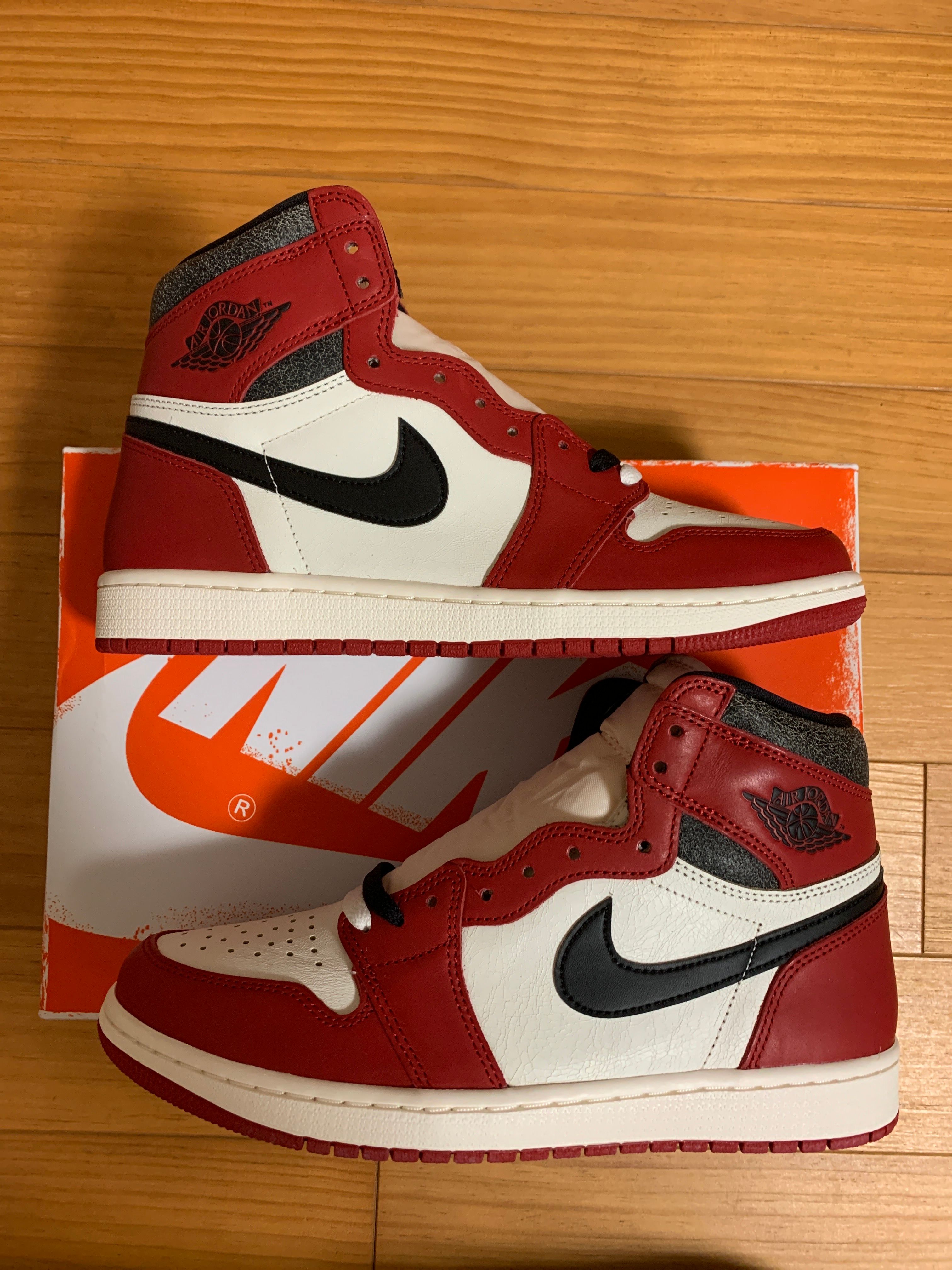 Nike Air Jordan 1 High OG "Lost & Found/Chicago"