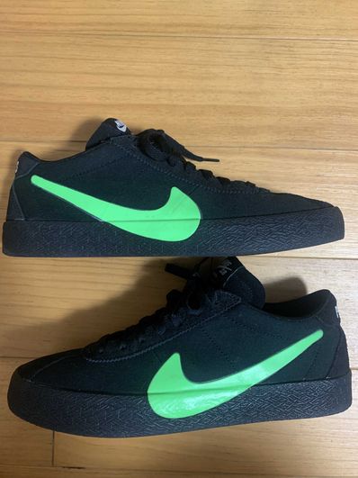 Poets × Nike SB Bruin QS