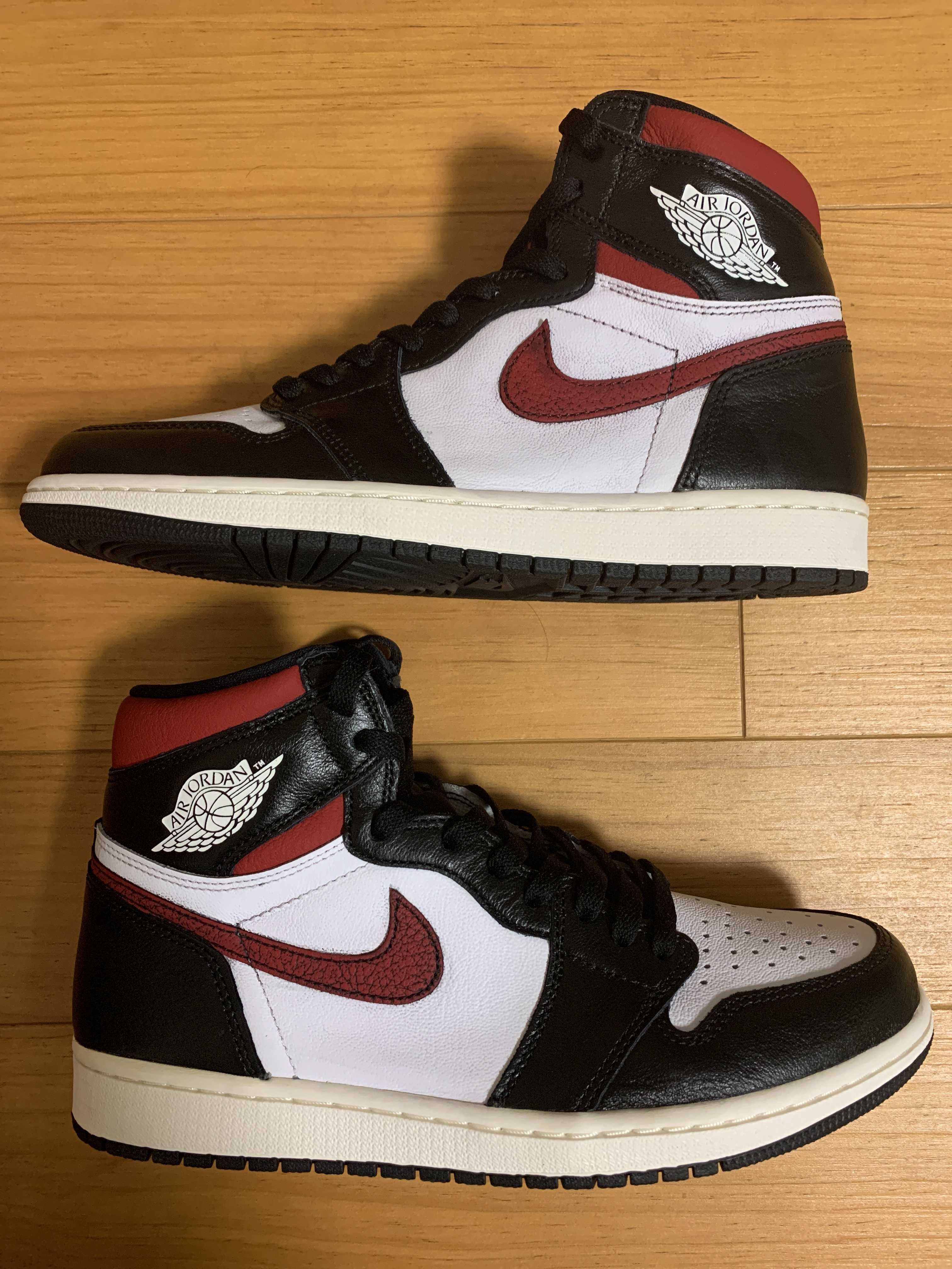 Nike Air Jordan 1 Retro High "Black/White/Sail/Gym Red"