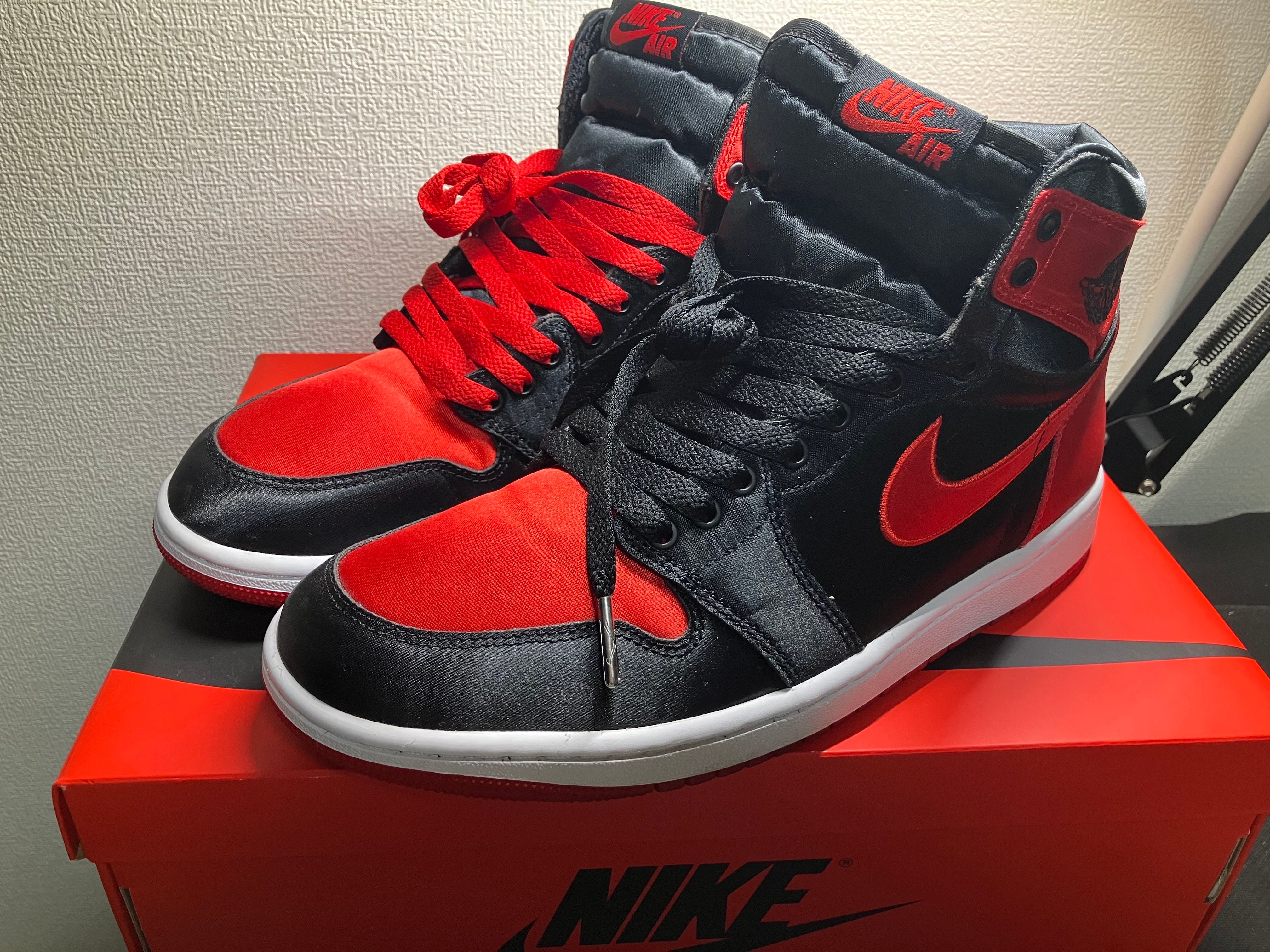 Nike Women's Air Jordan 1 Retro High OG "Satin Bred"