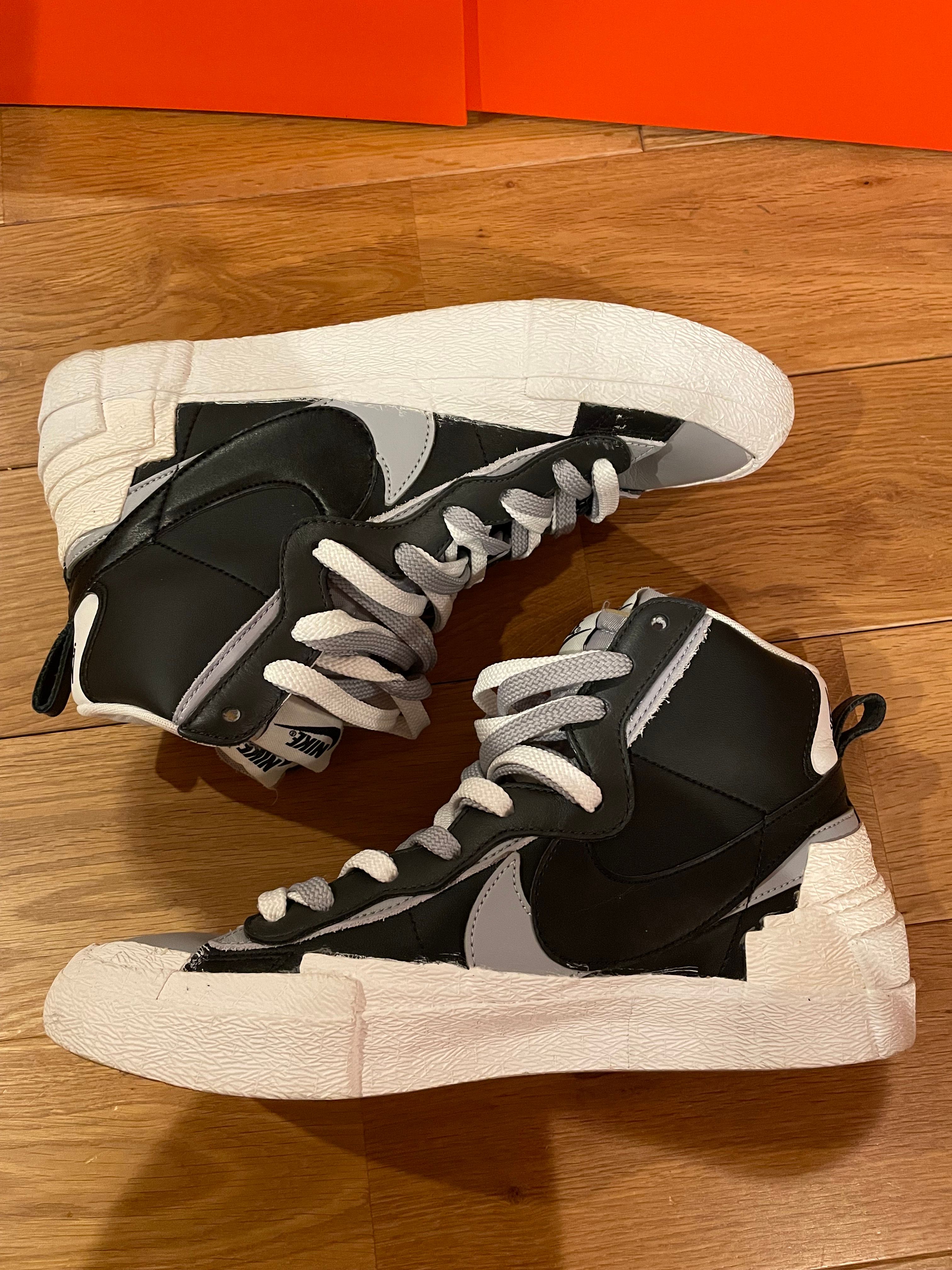 sacai × NIKE BLAZER MID "BLACK/WOLF GREY/WHITE"