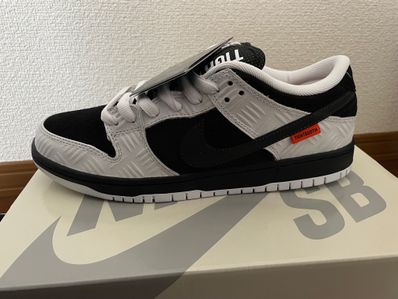 TIGHTBOOTH × Nike SB Dunk Low Pro QS "Black and White"