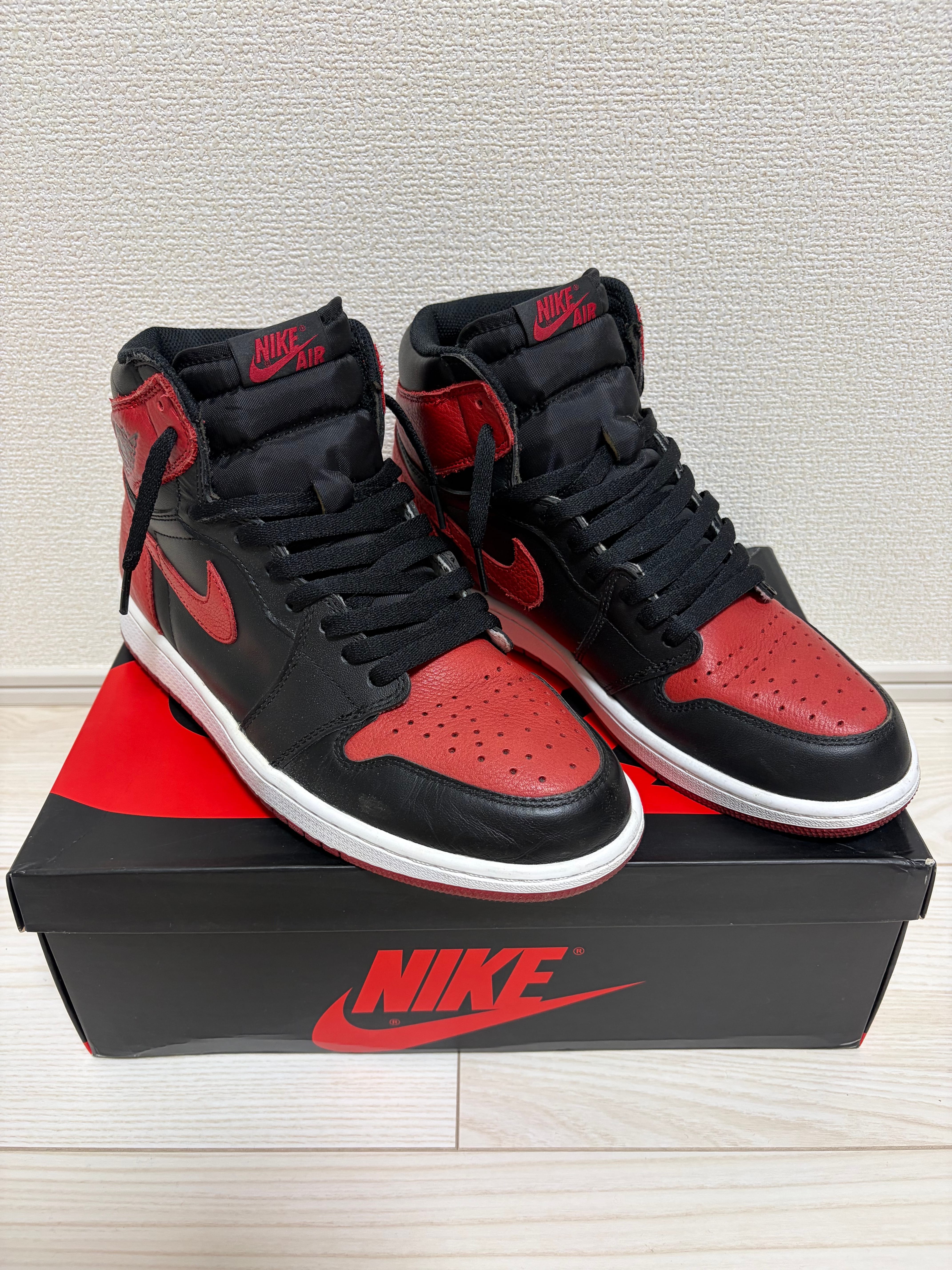 Nike Air Jordan 1 Retro High OG "Bred/Banned"