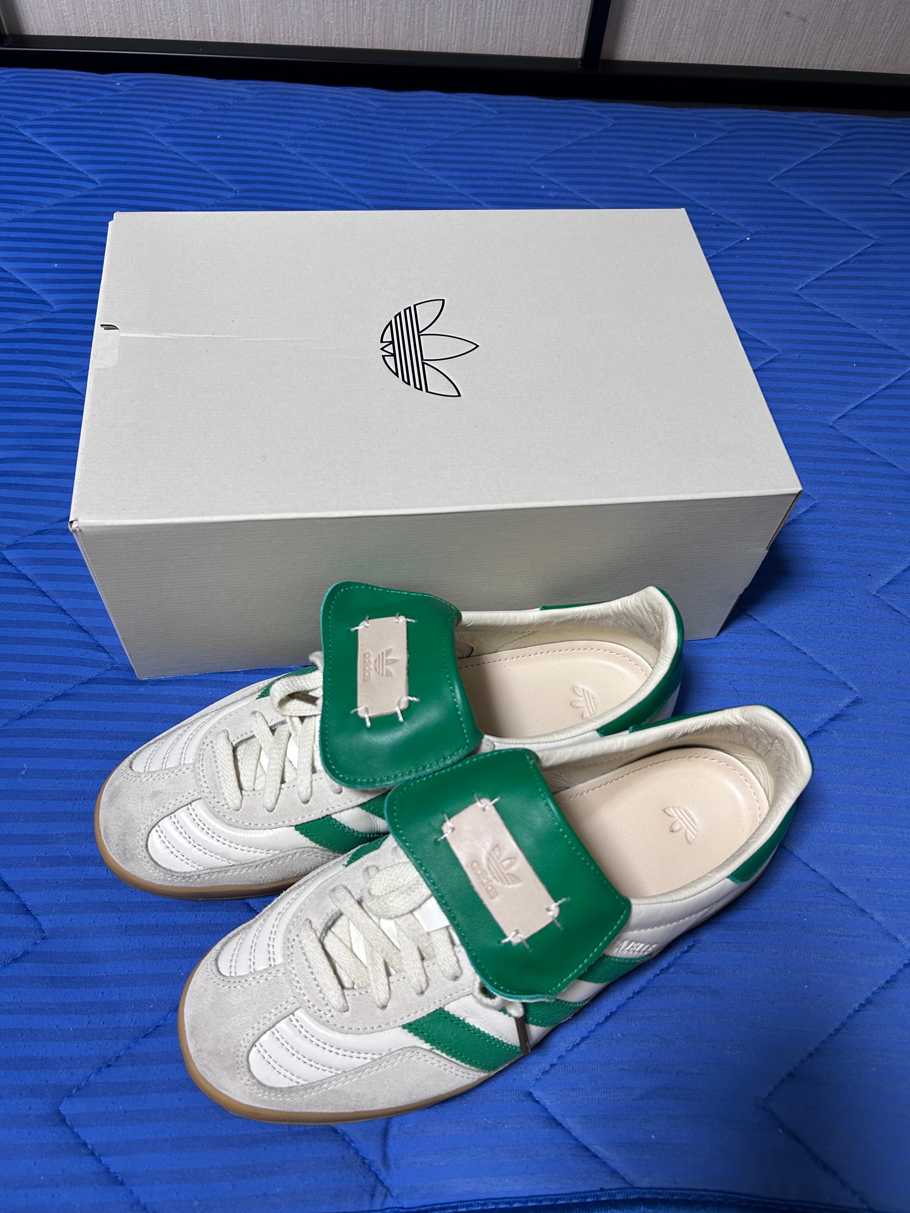 ガゼル(Gazelle)/adidas 人気の新作/中古通販【スニーカーダンク】