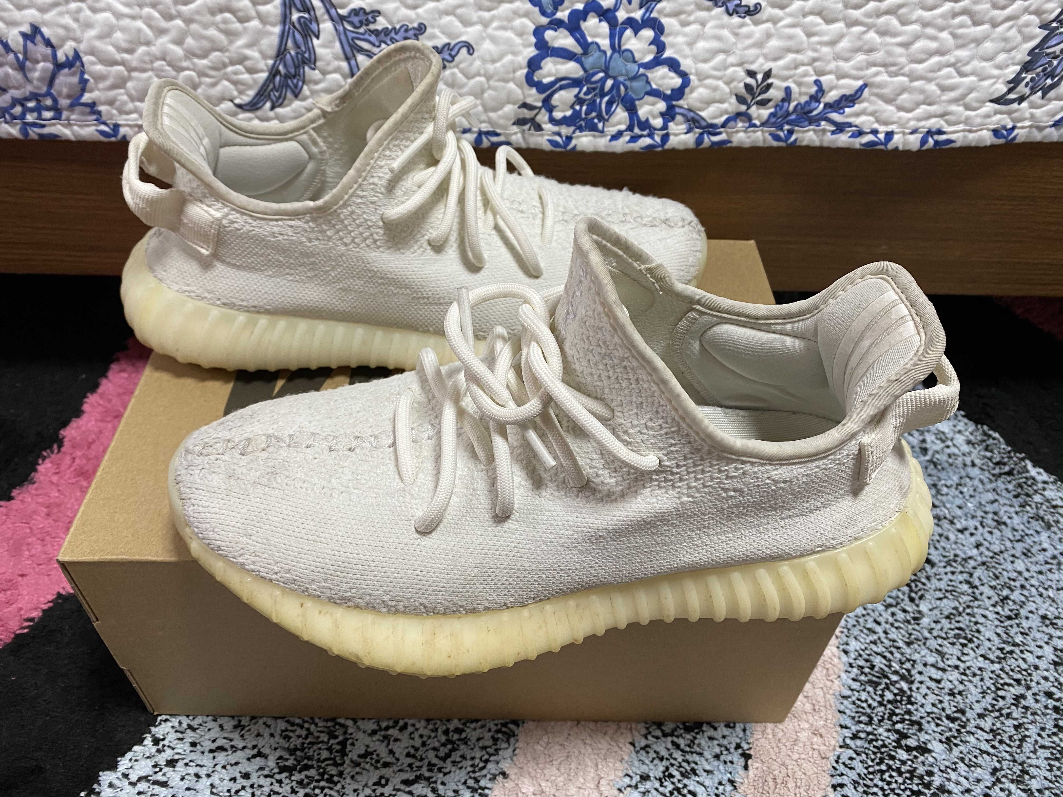 adidas YEEZY Boost 350 V2 "Cream White"