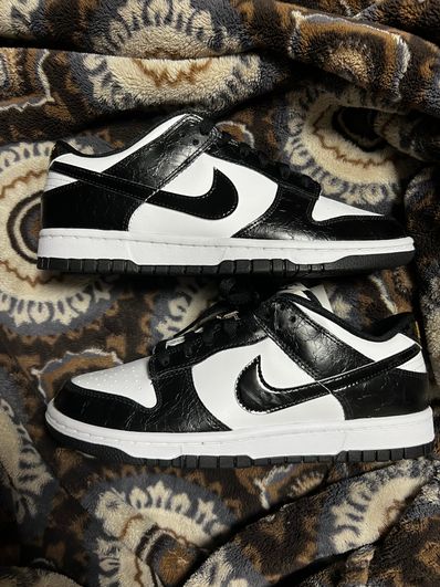 Nike Dunk Low Retro SE "World Champ/Black and White"