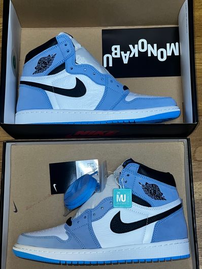 Nike Air Jordan 1 High OG "University Blue"