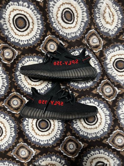 adidas YEEZY Boost 350 V2 "Core Black/Red" (2020)