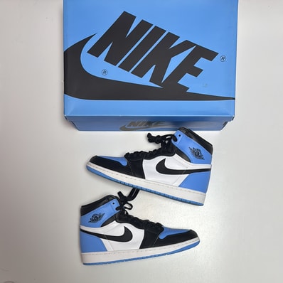 Nike Air Jordan 1 Retro High OG "University Blue/UNC Toe"