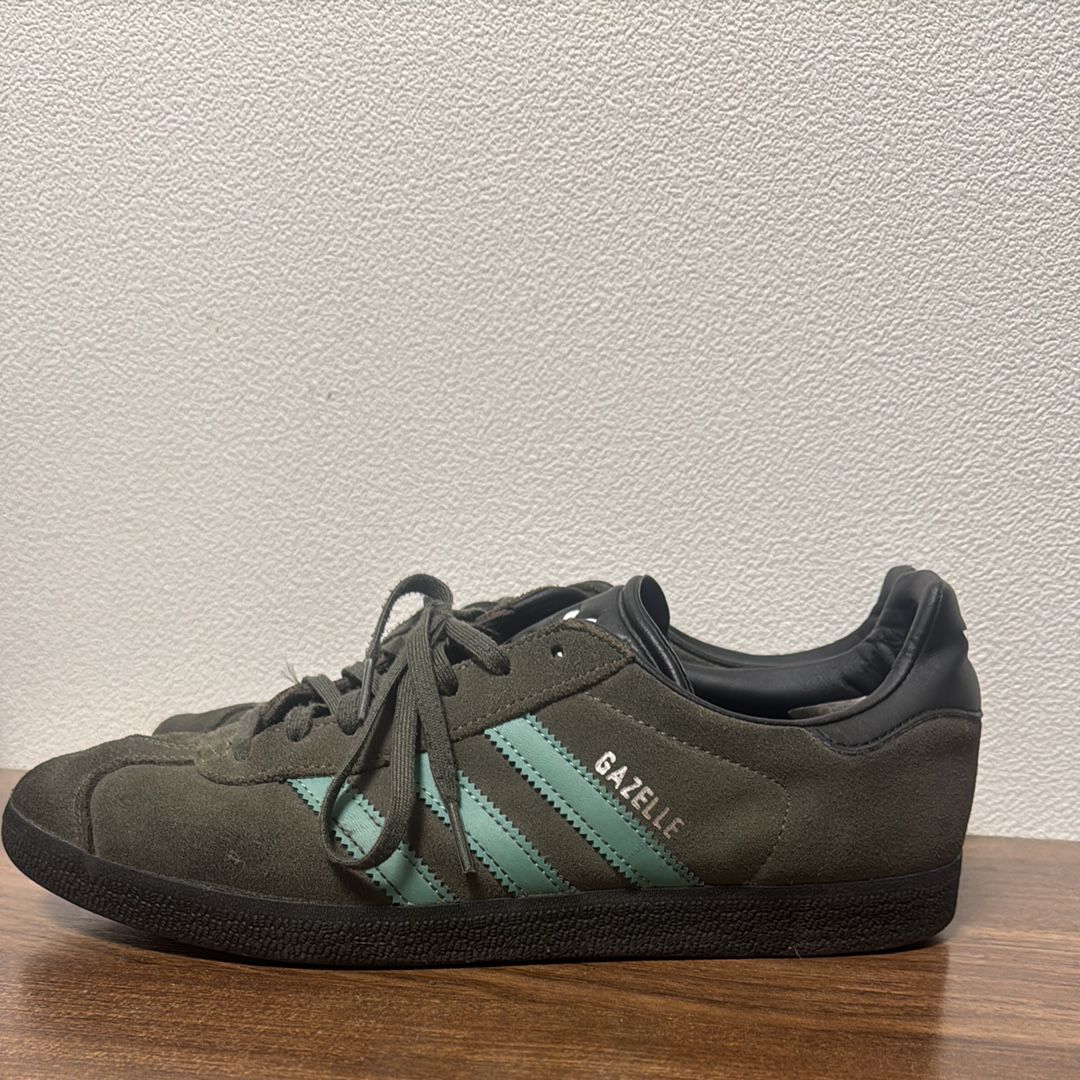 adidas Gazelle "Pantone/Core Black"