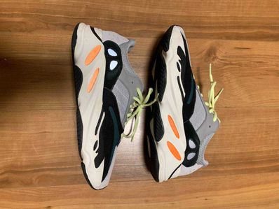 adidas YEEZY Boost 700 "Wave Runner"