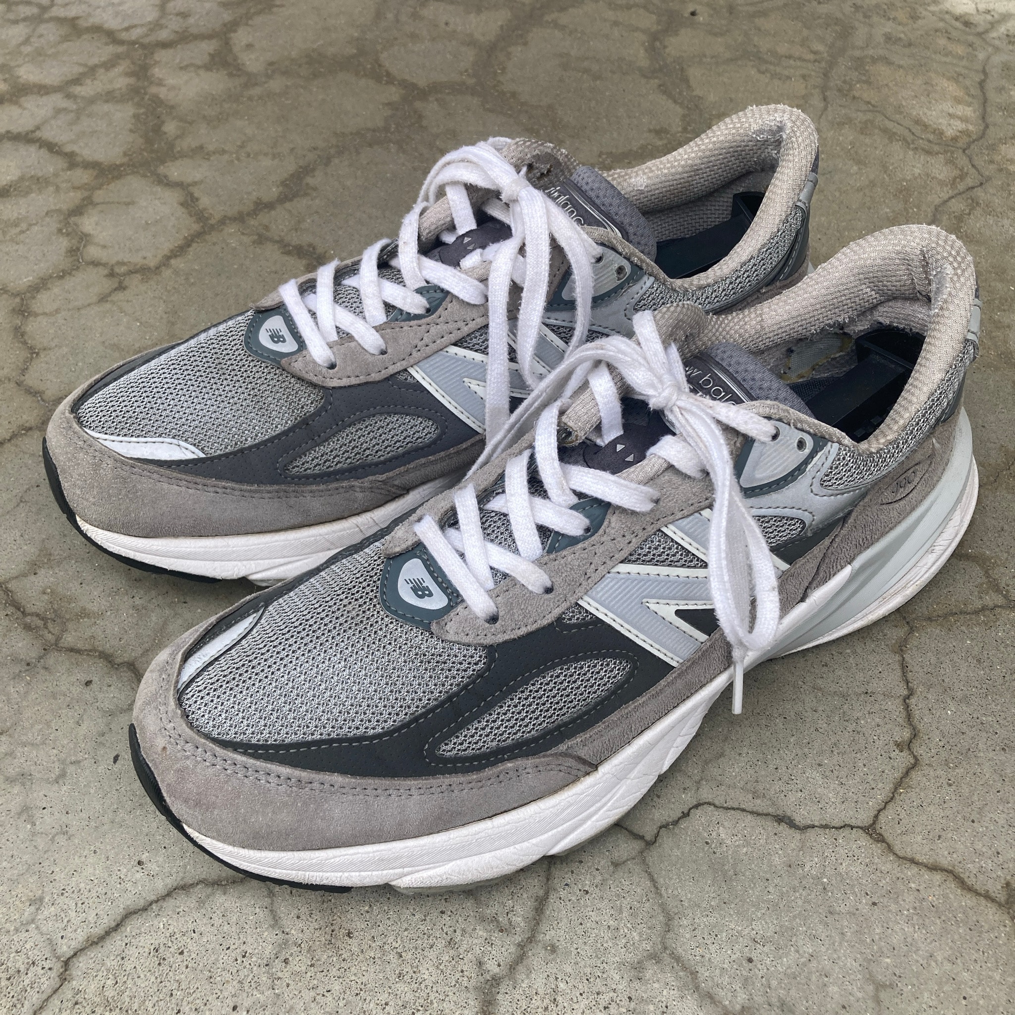 New Balance 990V6 "Gray" (Heel Logo NB)