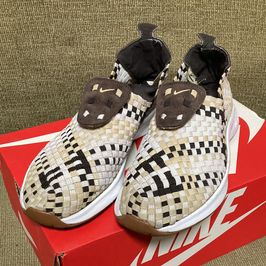 ナイキ エアウーブン "ベルベットブラウン"