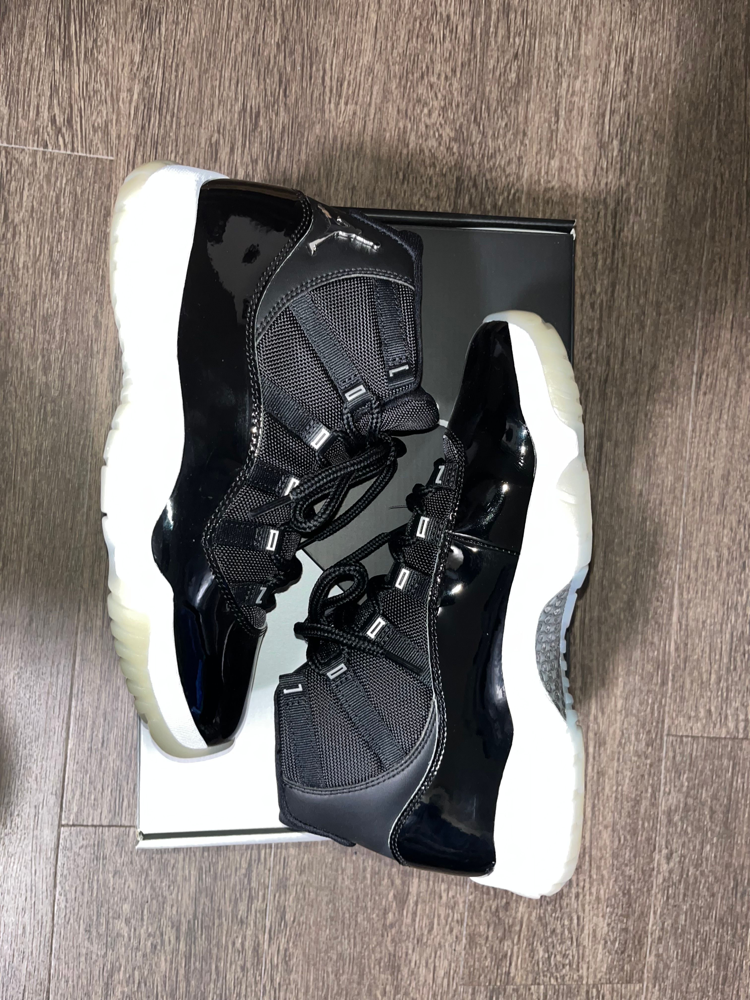 Nike Air Jordan 11 "Jubilee"