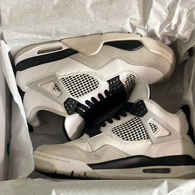 Nike Air Jordan 4 "Military Black"