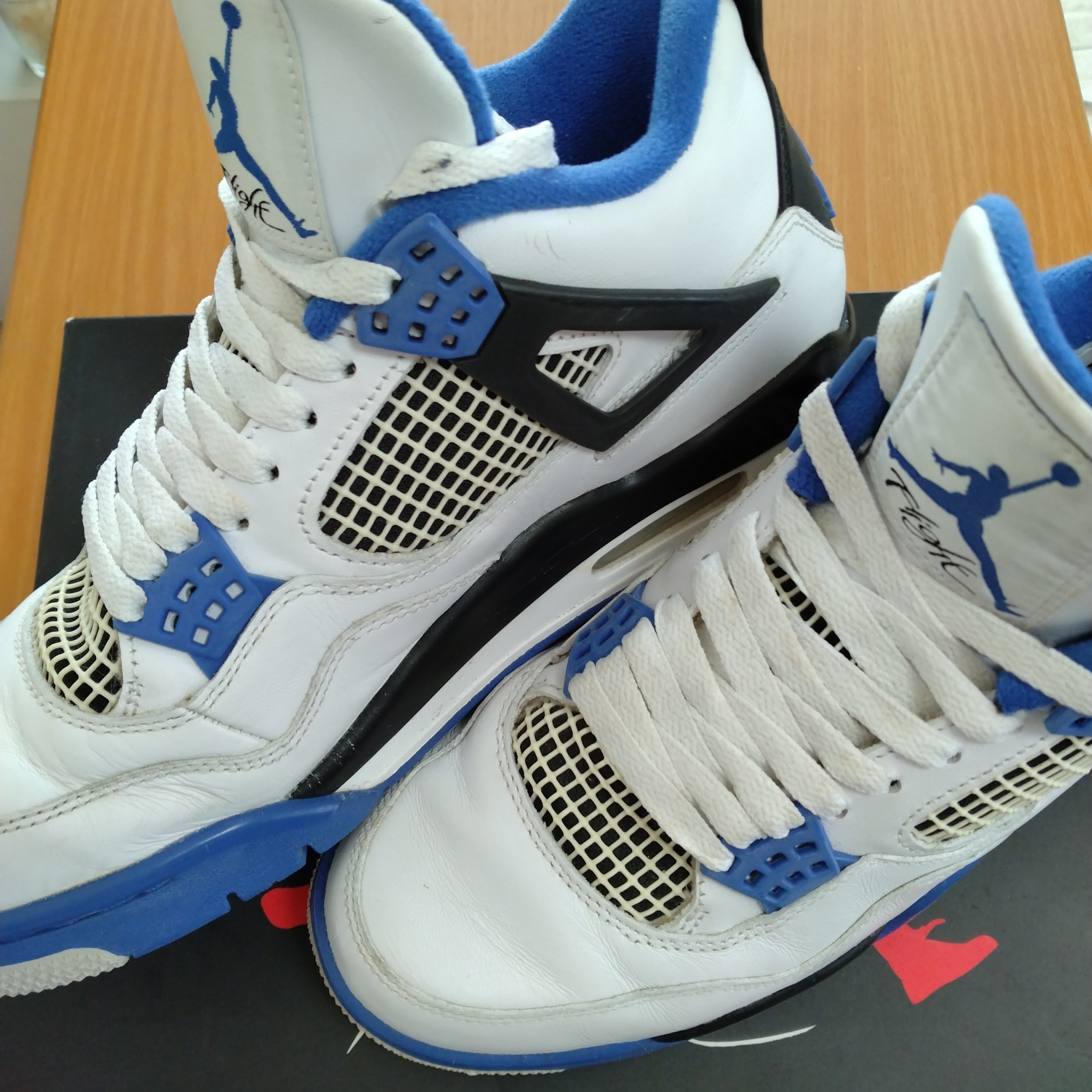 NIKE AIR JORDAN 4 RETRO "MOTORSPORTS" (2017)