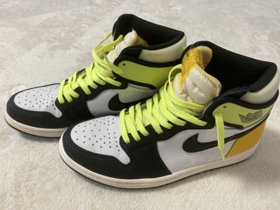 Nike Air Jordan 1 High OG "Volt Gold"