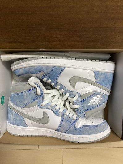 Nike Air Jordan 1 High OG "Hyper Royal"