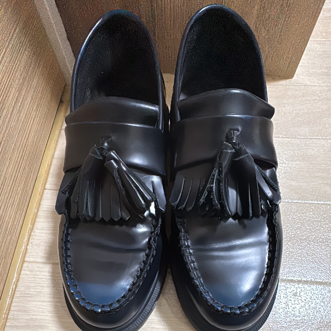 Dr.Martens Adrian Tassel Loafer "Navy"