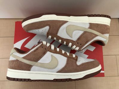 Nike Dunk Low PRM "Medium Curry"