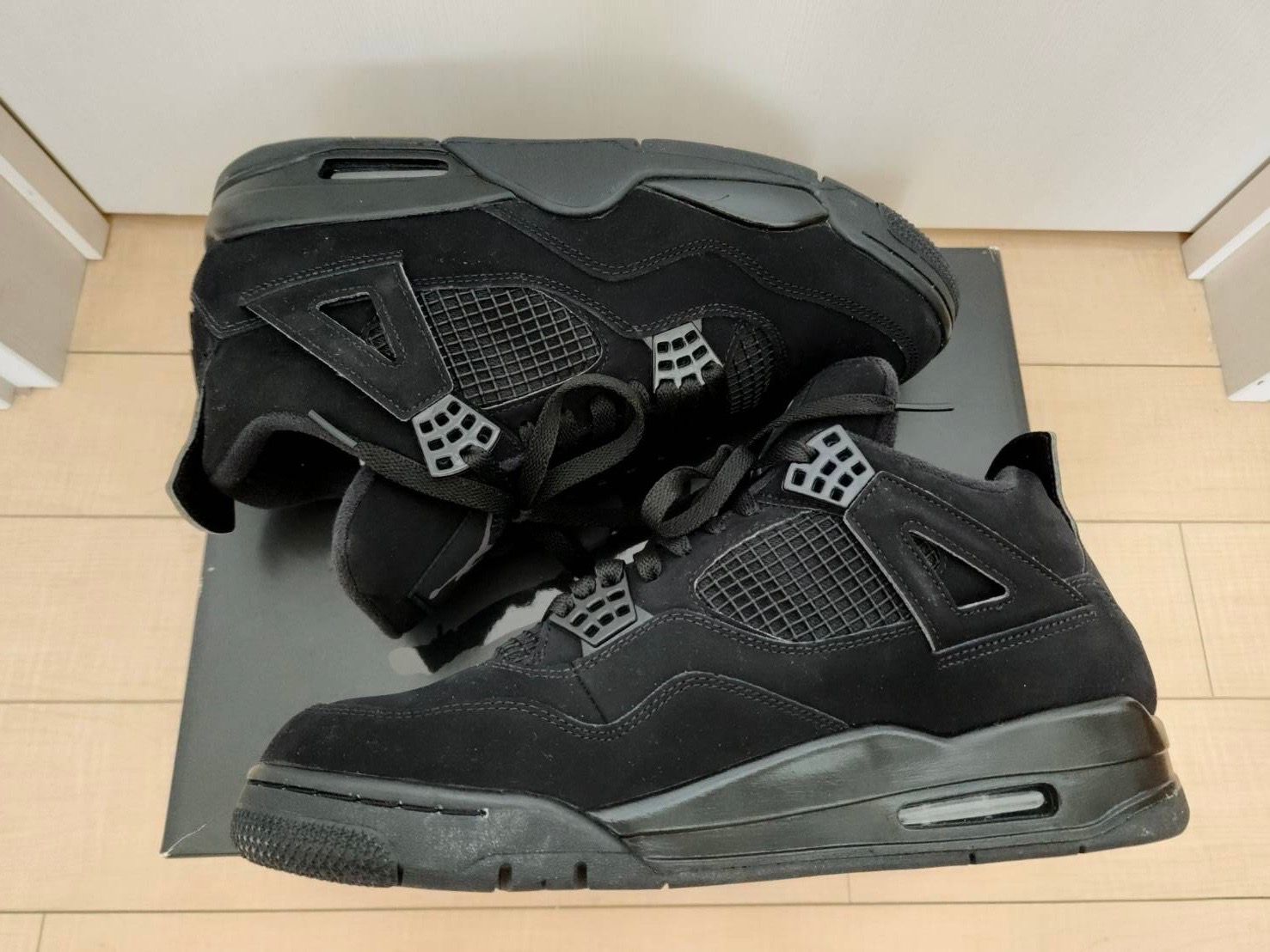 Nike Air Jordan 4 "Black Cat"