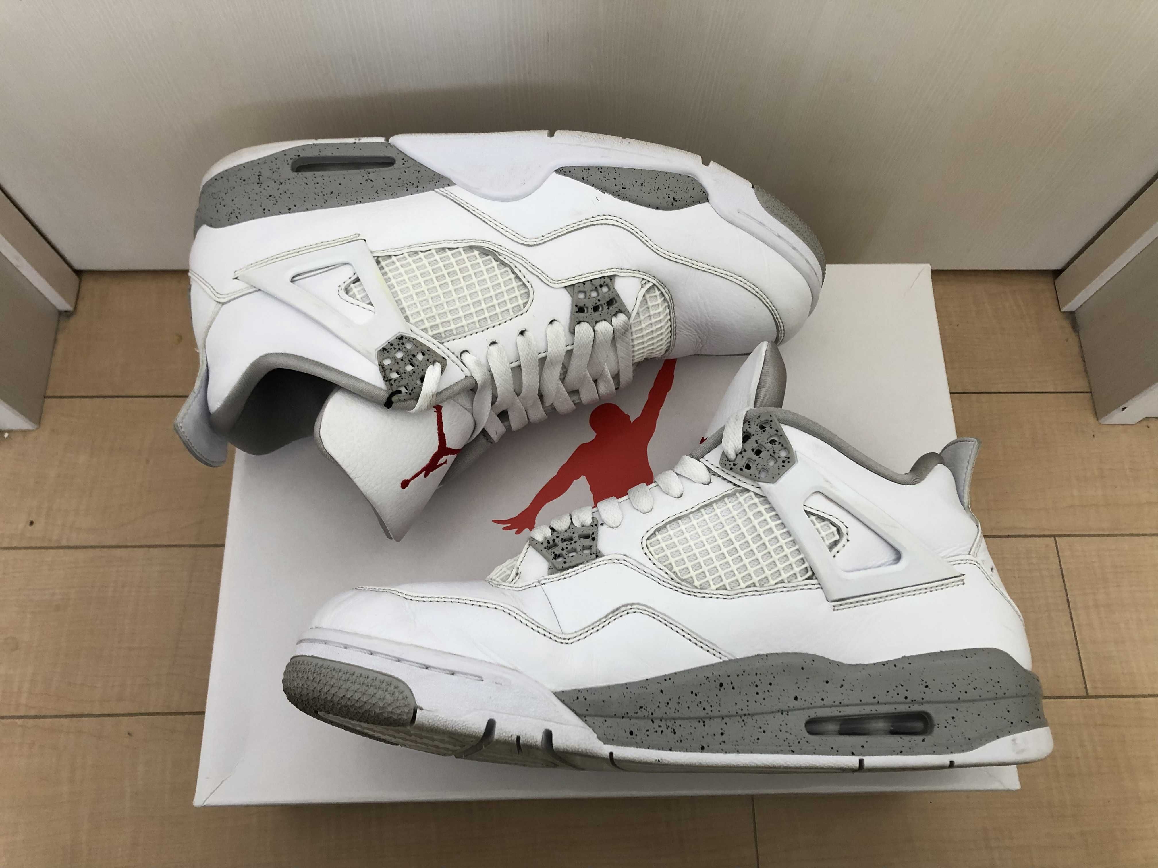 Nike Air Jordan 4 "Tech White"  
