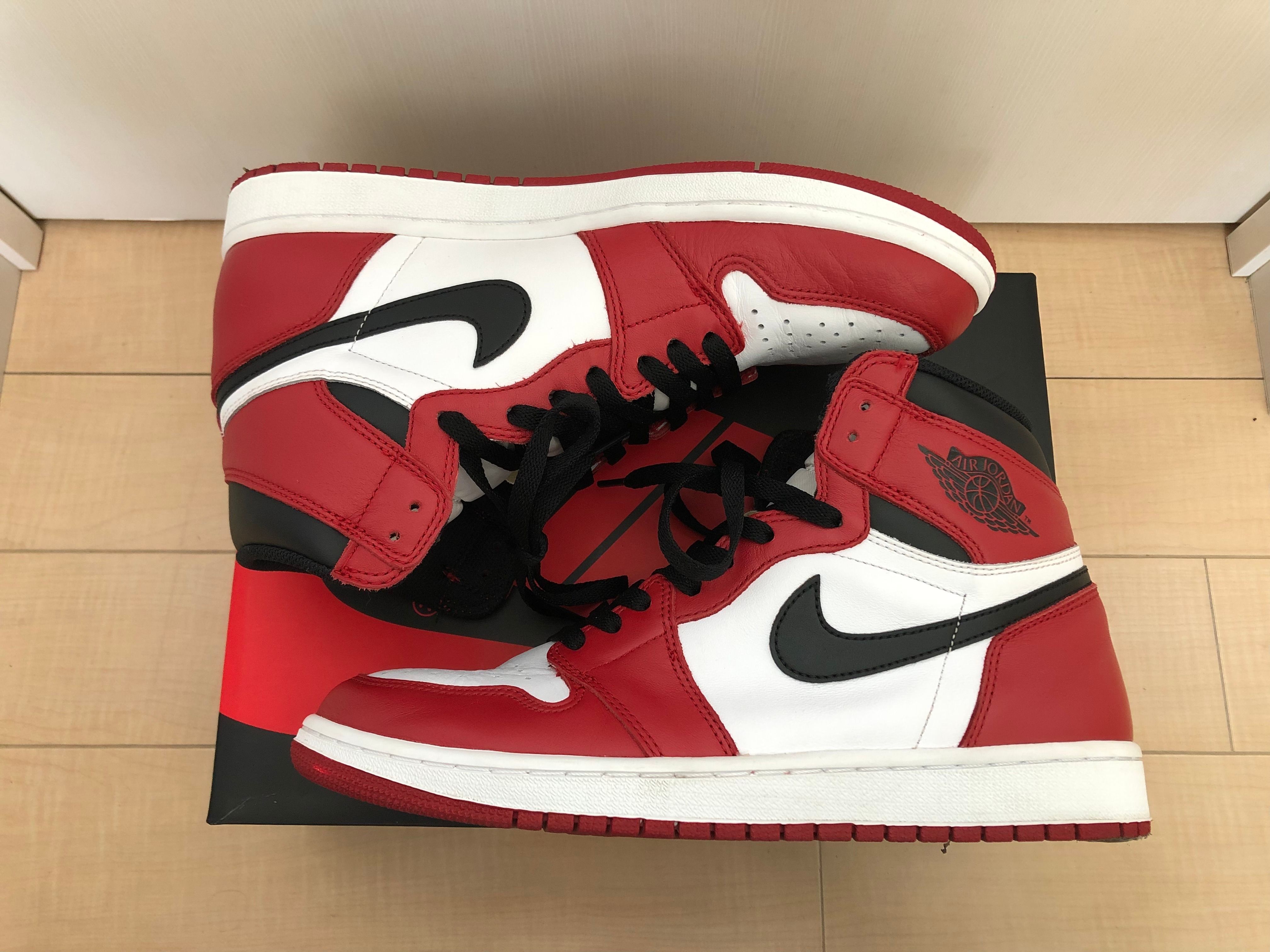 Nike Air Jordan 1 Retro High "Chicago" (2015)