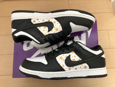 Supreme × Nike SB Dunk Low OG QS Gold Stars "White/Black"